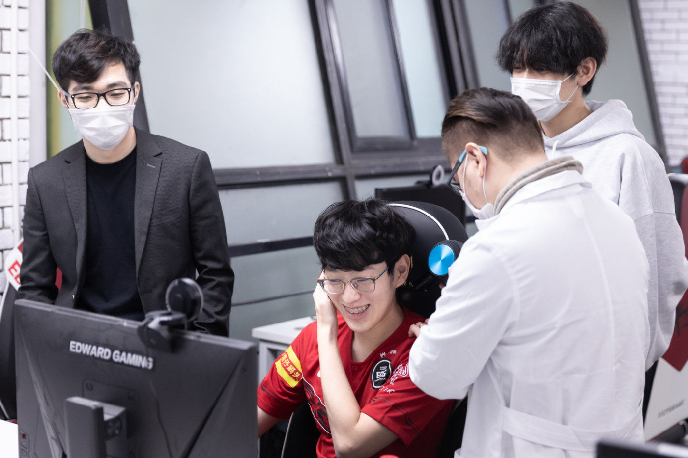 去年登顶今年无缘决赛秦志戬首刀砍掉林诗栋换陈垣宇背后真相令人唏嘘(图1)